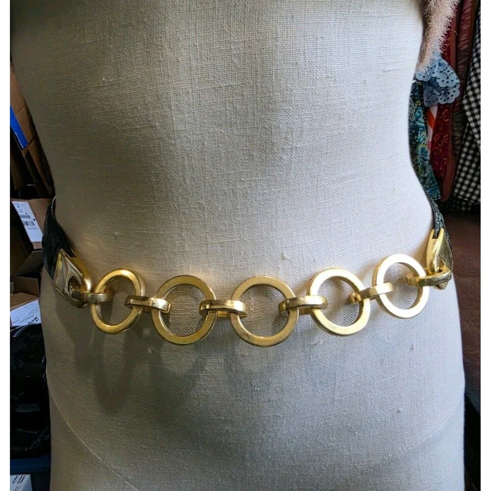 Vintage Captiva Collectibles Black Croc Embossed Leather & Gold Hoop Chain Belt